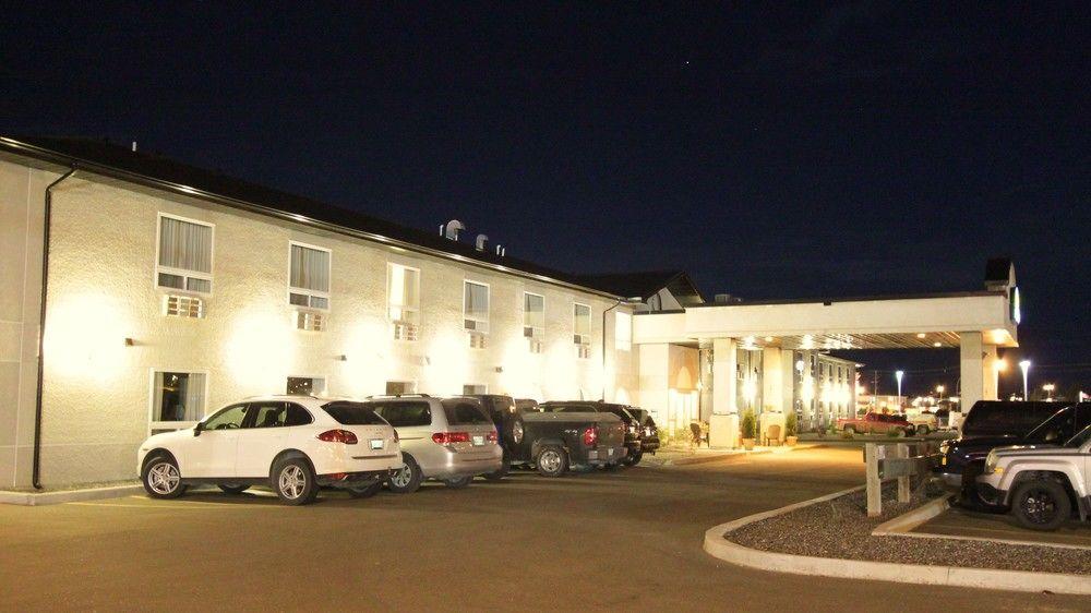 Days Inn & Suites By Wyndham תומפסון מראה חיצוני תמונה