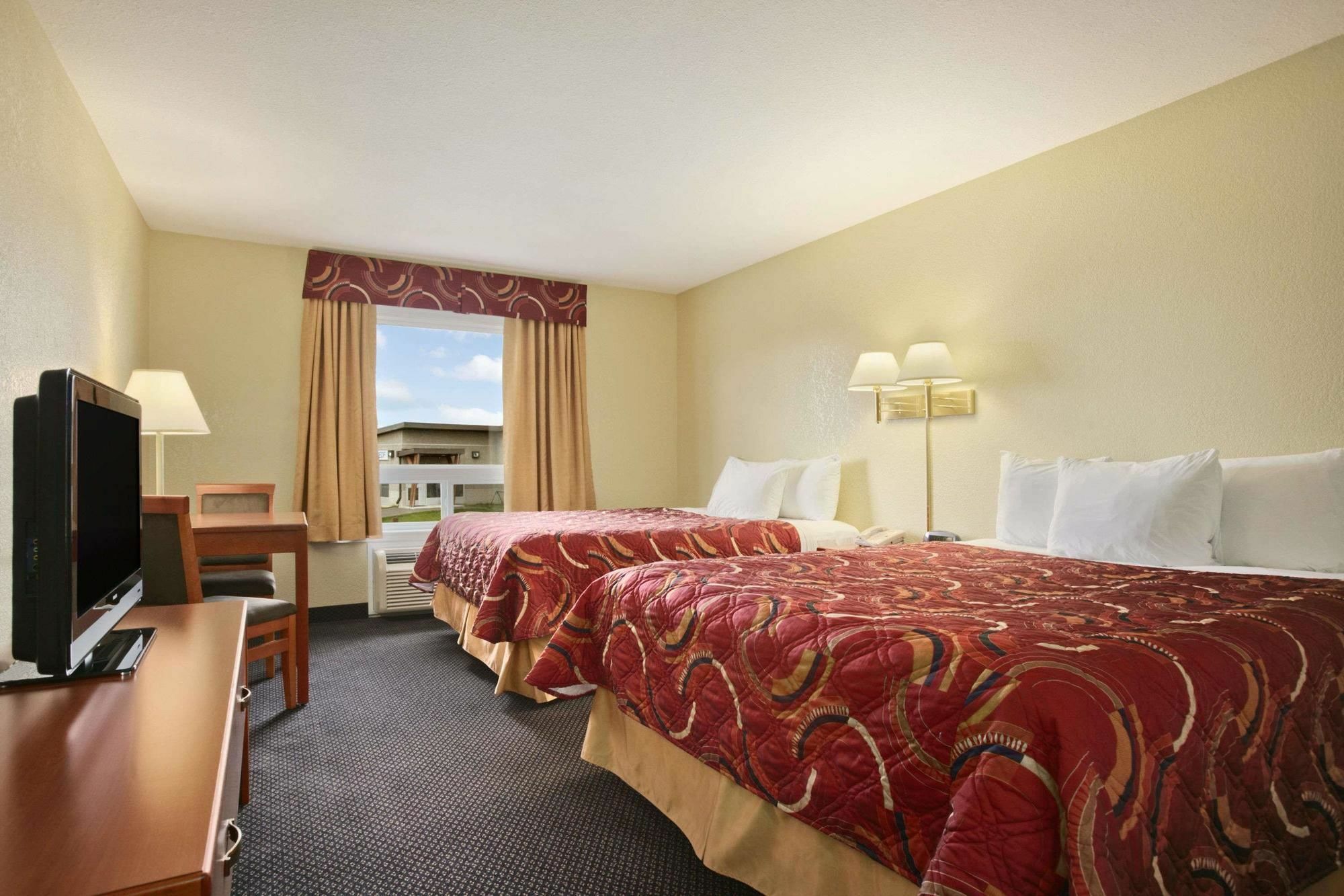 Days Inn & Suites By Wyndham תומפסון מראה חיצוני תמונה